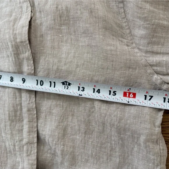 Uniqlo Light Beige Linen Button-Down Shirt - Picture 3 of 3
